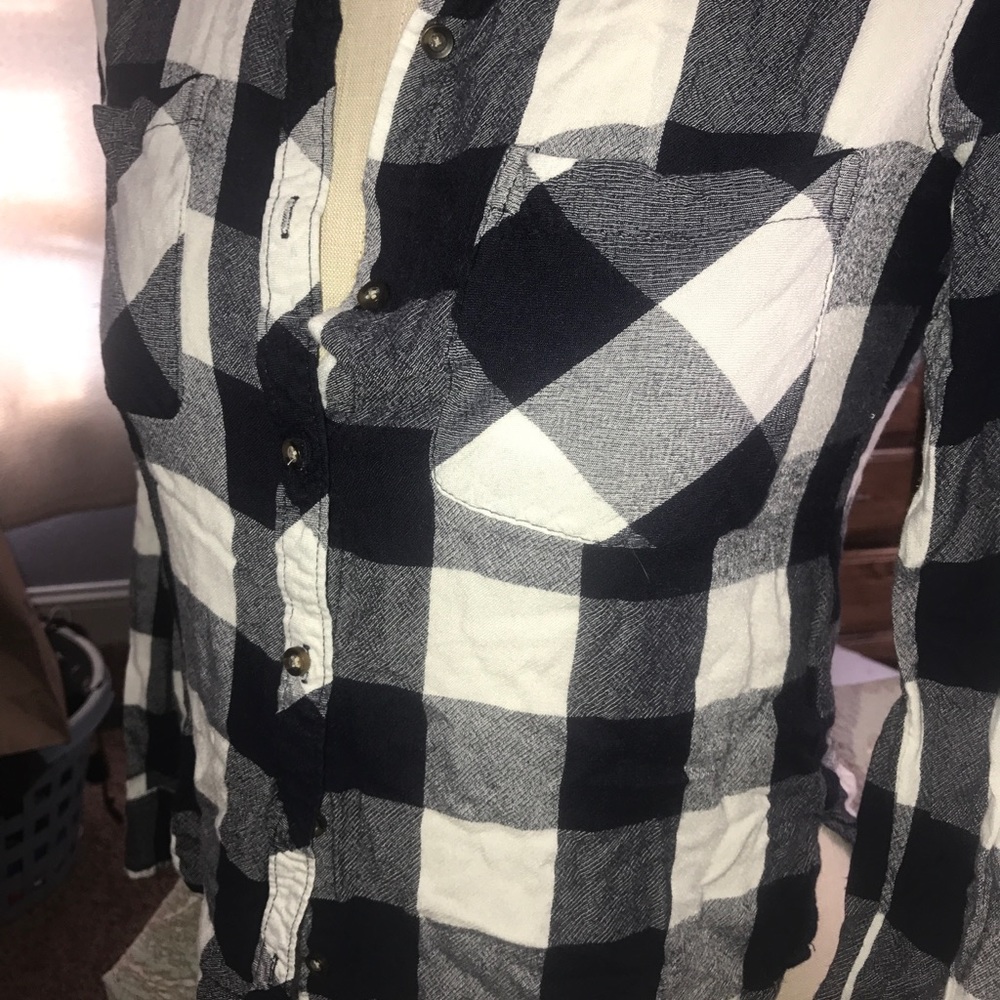 Flannel - Picture 2 of 5